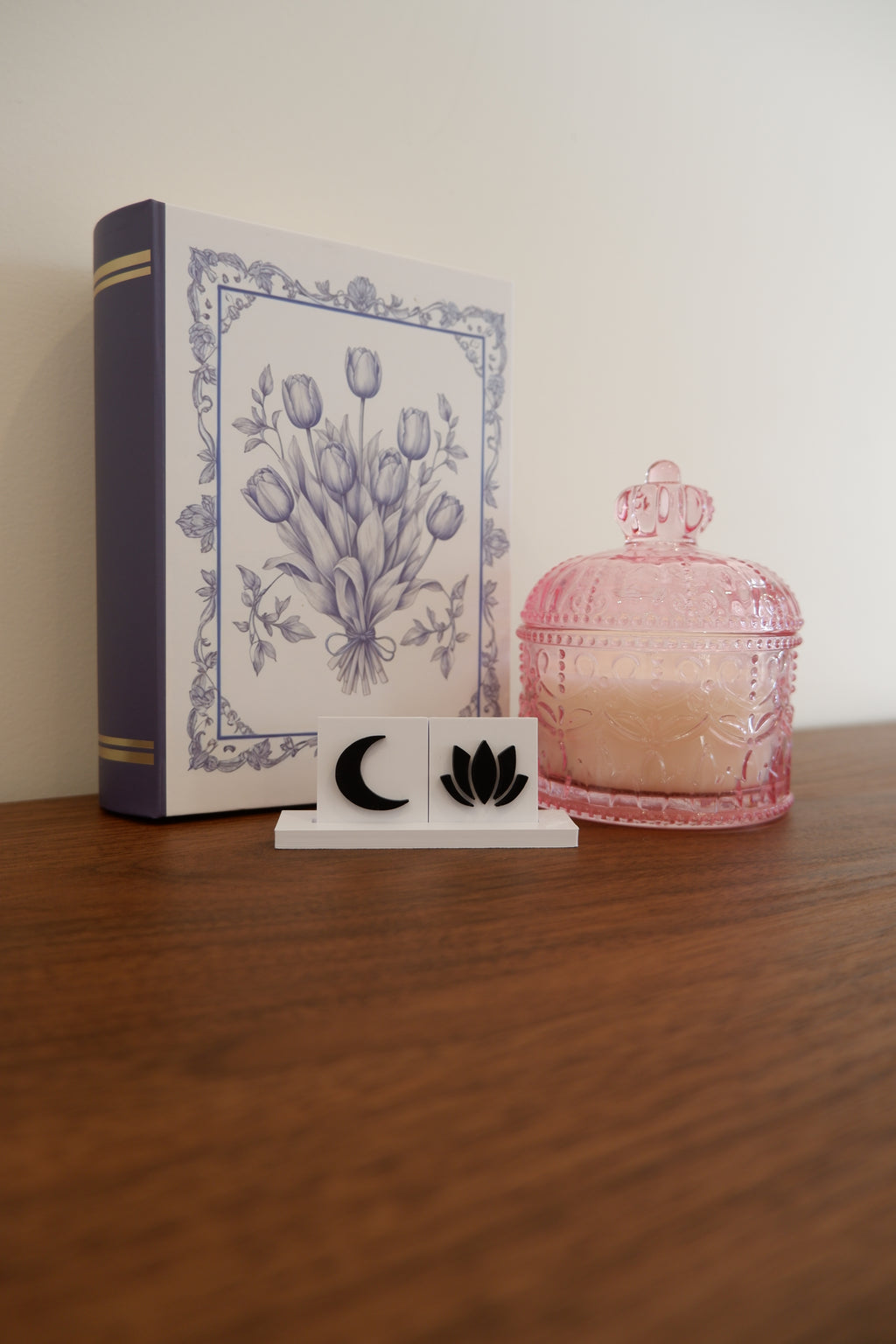 Lotus & Lune