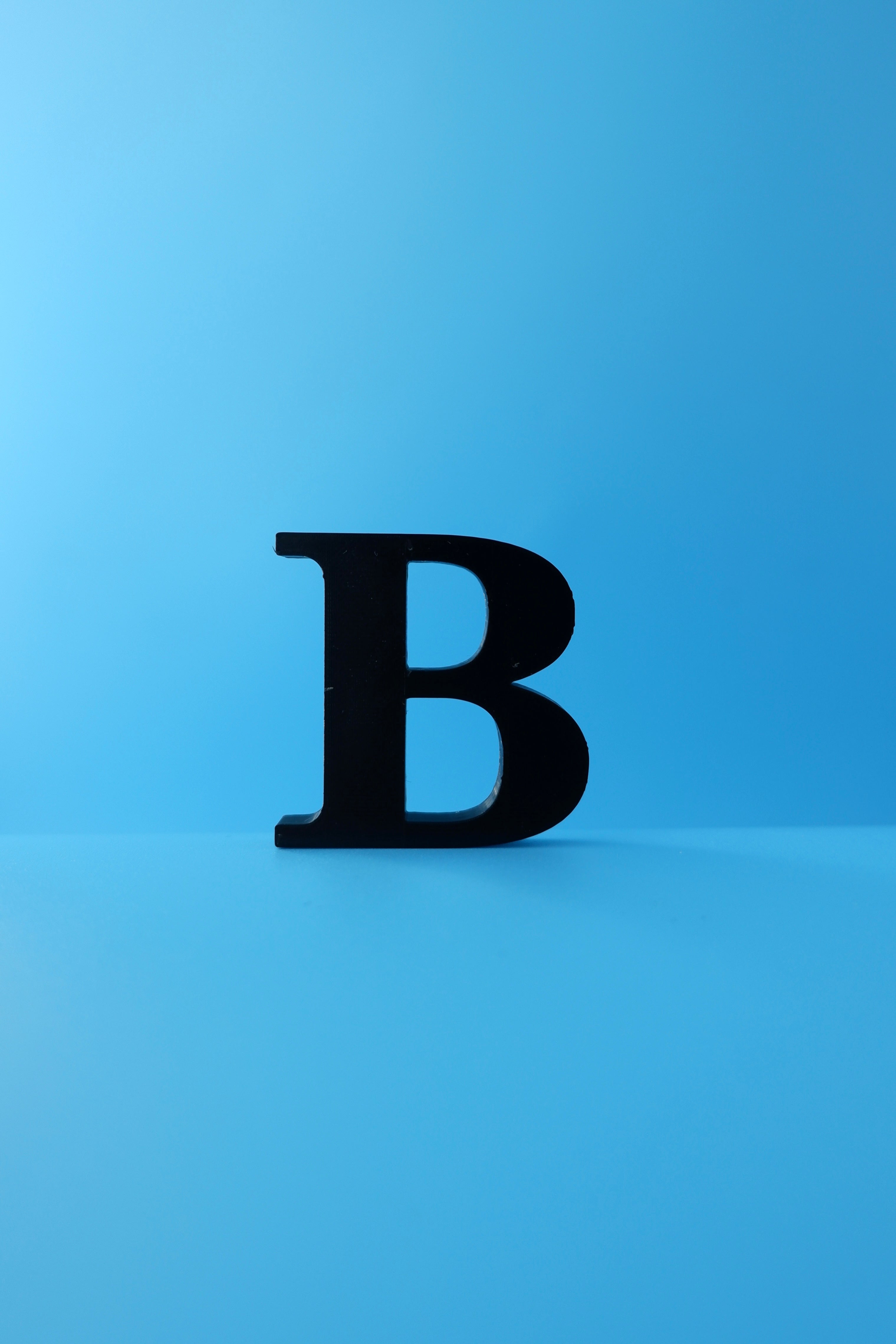 Freestanding: Letters A-Z